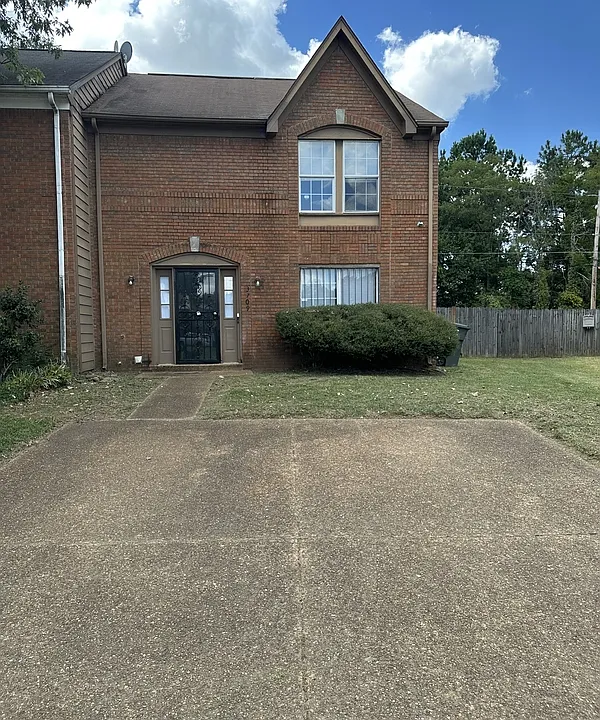 3709 Deer Forest Dr