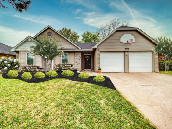 7114 Buchanan Dr, Richmond, TX 77469