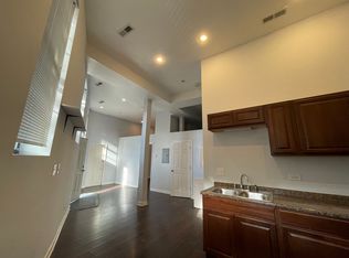 2065 Coulter St & 2409-11 S Hoyne Ave, Chicago, IL 60608