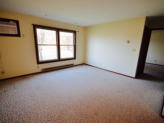 2nd image of 505 Chestnut St APT E