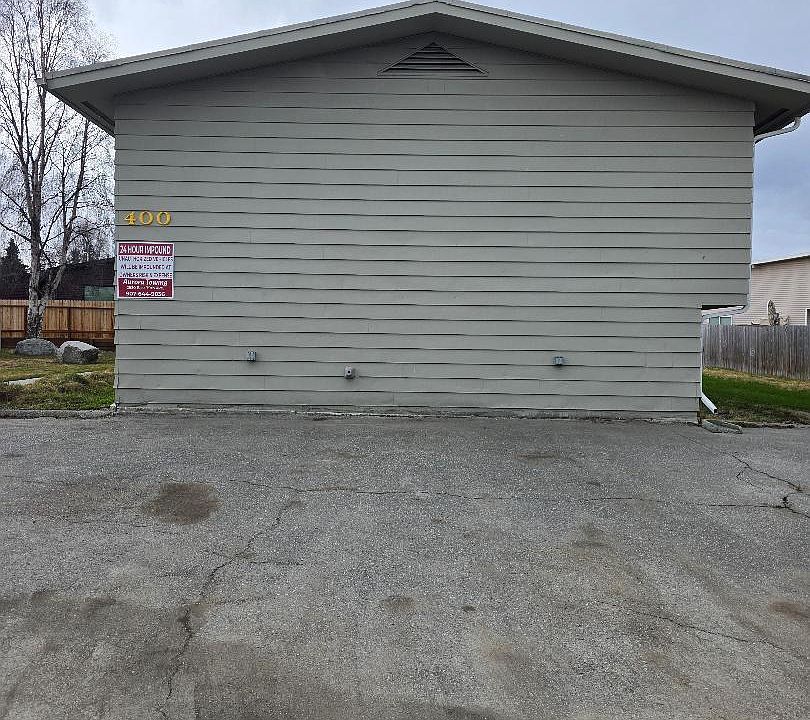 2nd image of 400 E 45th Ave