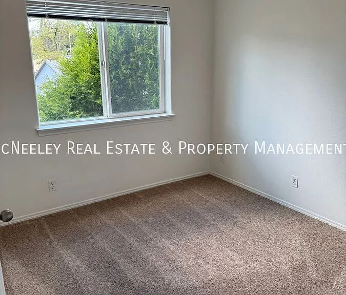 3883 SE 136th Ave — Photo 17
