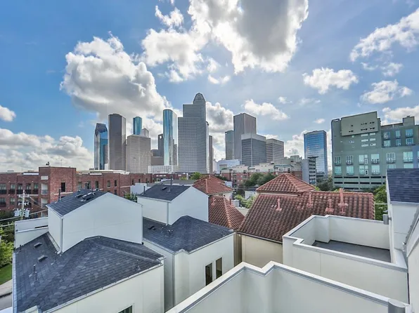 120 Pierce St, Houston, TX 77002
