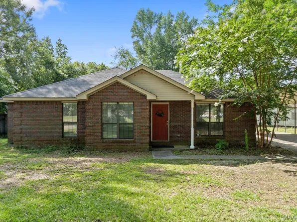99 Pecan Cir, Millbrook, AL 36054