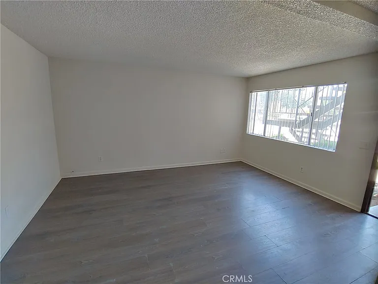 4211 Mountain Dr — Photo 8