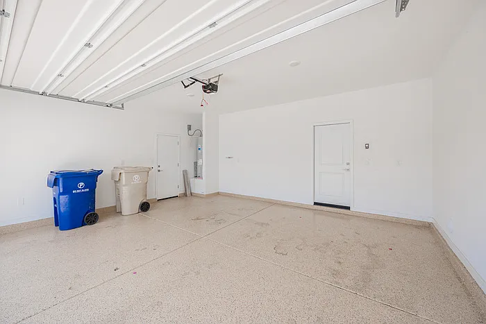7412 W Gardenia Ave — Photo 29