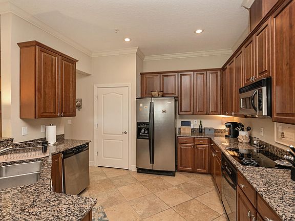 4th image of 13846 Atlantic Blvd APT 907