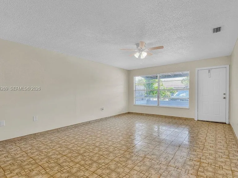 18947 NW 45th Ave #1 — Photo 16