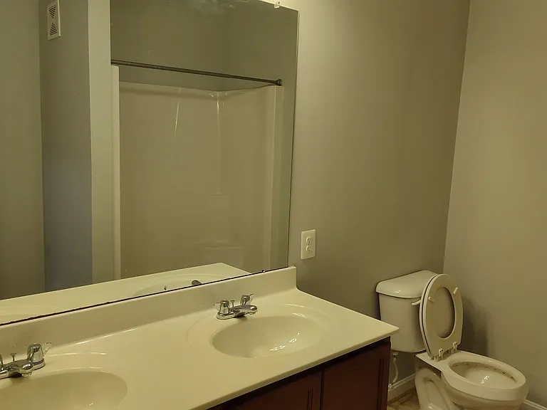 23520 Franklin D Roosevelt Blvd #404 — Photo 15