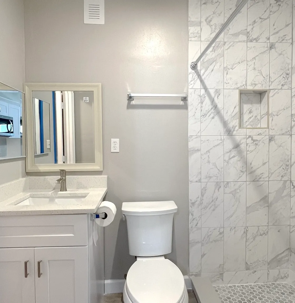 1218 La Mesa Avenue - 1 — Photo 2