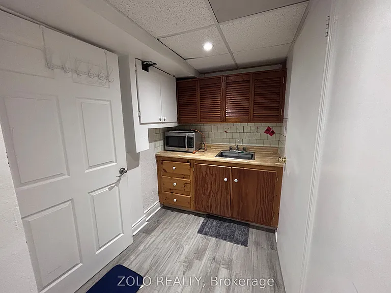 34 Primrose Cres — Photo 18