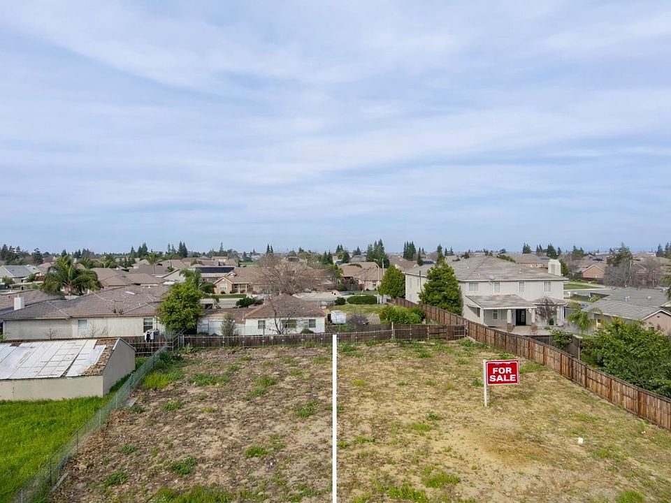 1st image of 163 Franklin Ln