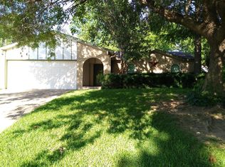 2605 Mintwood Pl, Arlington, TX 76016