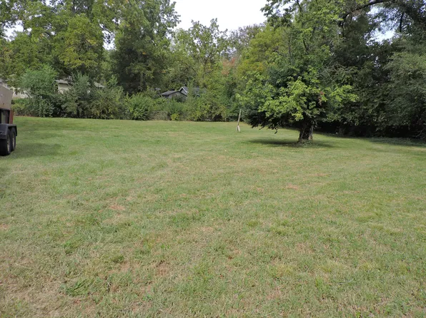 1701-A W Belmont, Springfield, MO 65802