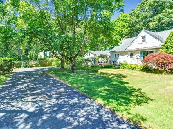 15 Fairview Avenue, Westhampton Beach, NY 11978