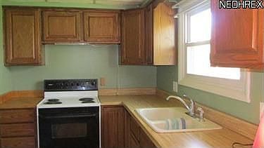 4th image of 3065 Prior Dr