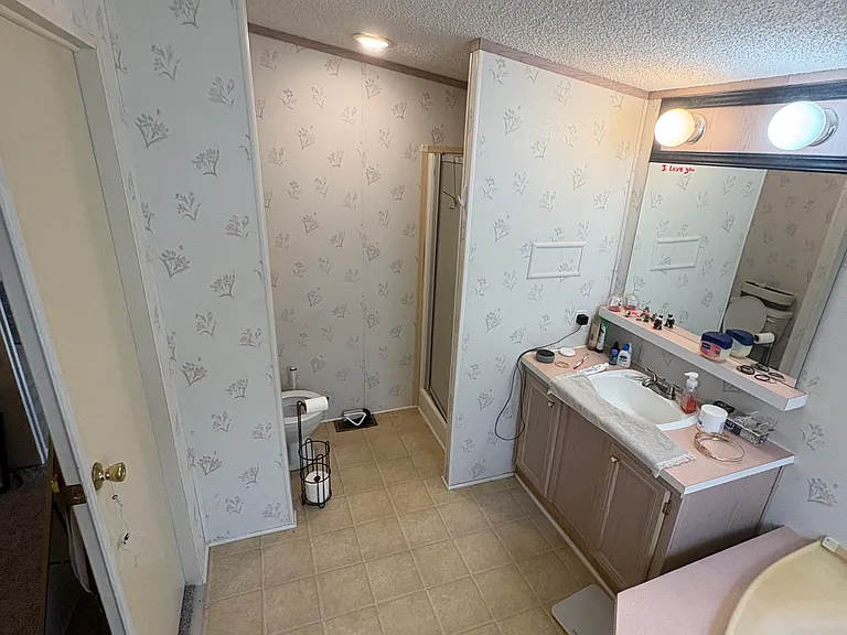 15868 Holiday Pkwy — Photo 25