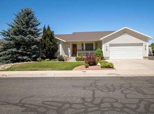 2113 N Buckboard Dr, Cedar City, UT 84721