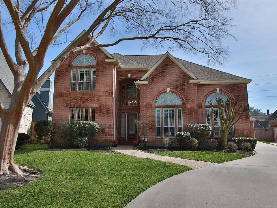 1st image of 5803 Desert Oak Way