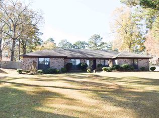 5153 Forest Hill Rd, Jackson, MS 39272
