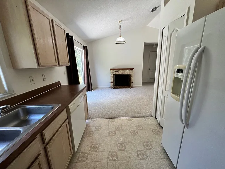 14918 Windy Mount Cir — Photo 9