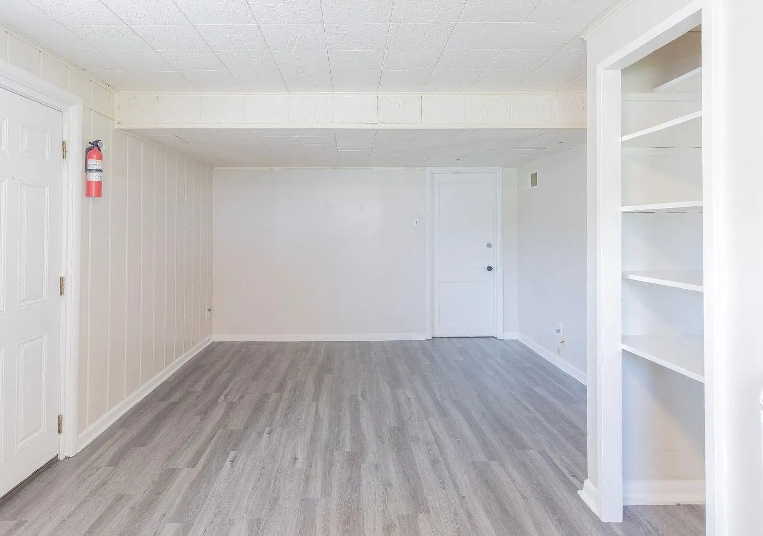 6-8 Fyfer Pl — Photo 3