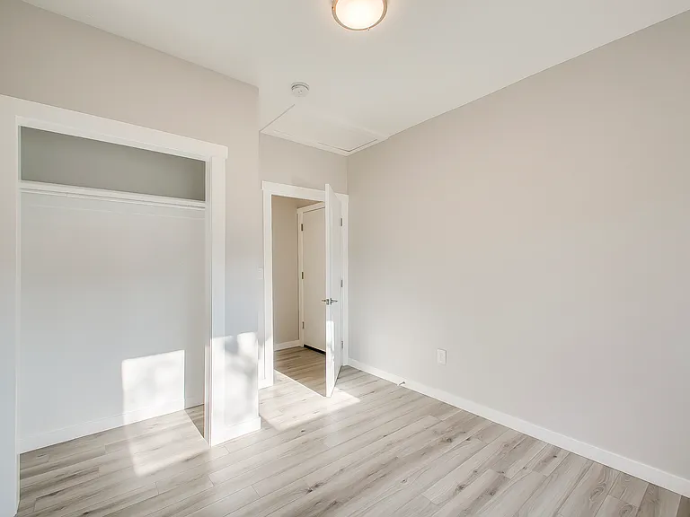 8000 W Dorian St — Photo 26