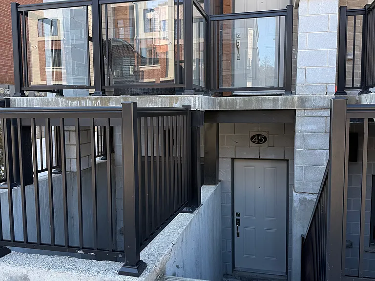 25 Isherwood Ave #45 — Photo 1