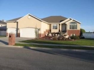 871 Brandon Dr, Kaysville, UT 84037