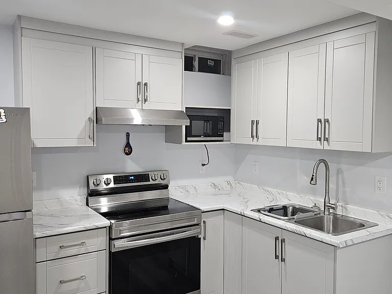 131 Lloyd Sanderson Dr — Photo 7