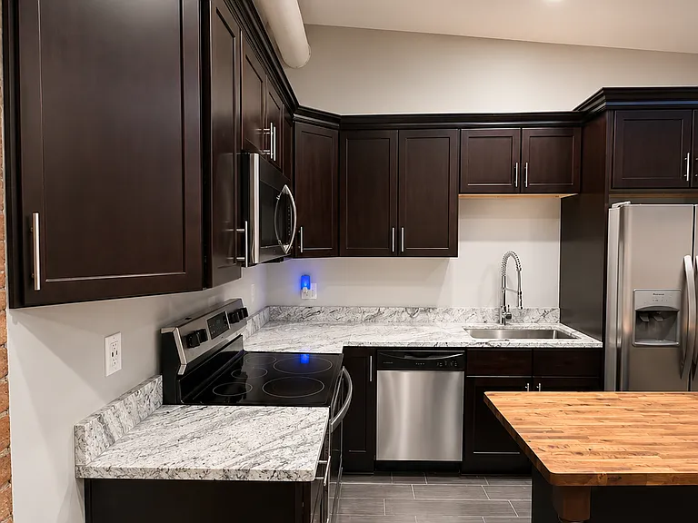 2030 W 25th St #203 — Photo 6