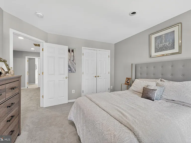 12003 Mill Rock Dr — Photo 54