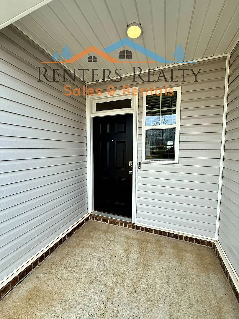 4 bedroom Townhouse in Madison — Photo 2