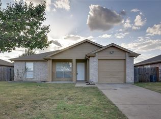 7220 Autumn Glen Dr, Forest Hill, TX 76140
