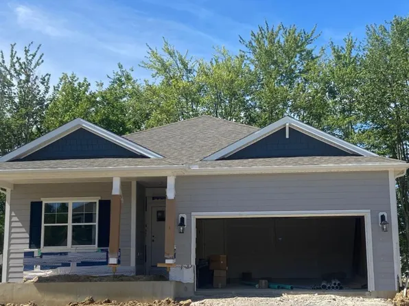 76 Snapdragon Dr, Amelia, OH 45102