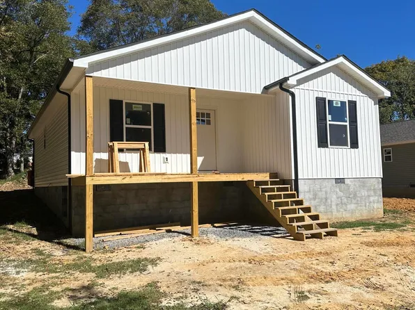 594 Lawrence St, Etowah, TN 37331