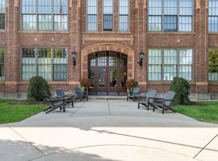 156 W 11th St SUITE 202, Holland, MI