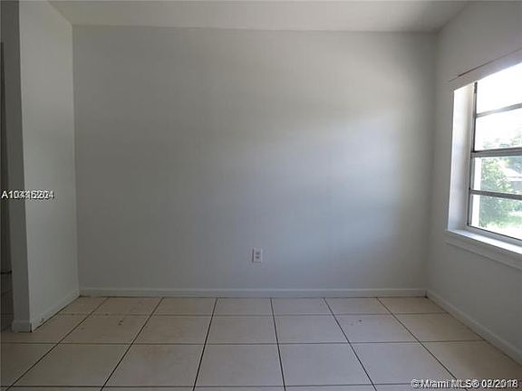 4th image of 545 NW 139th Ter