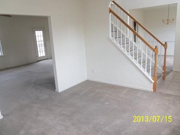 4th image of 901 Whitbeck Ct