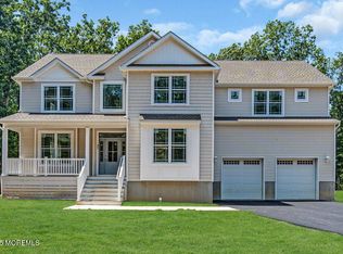 867 Woodbury Dr, Jackson, NJ 08527