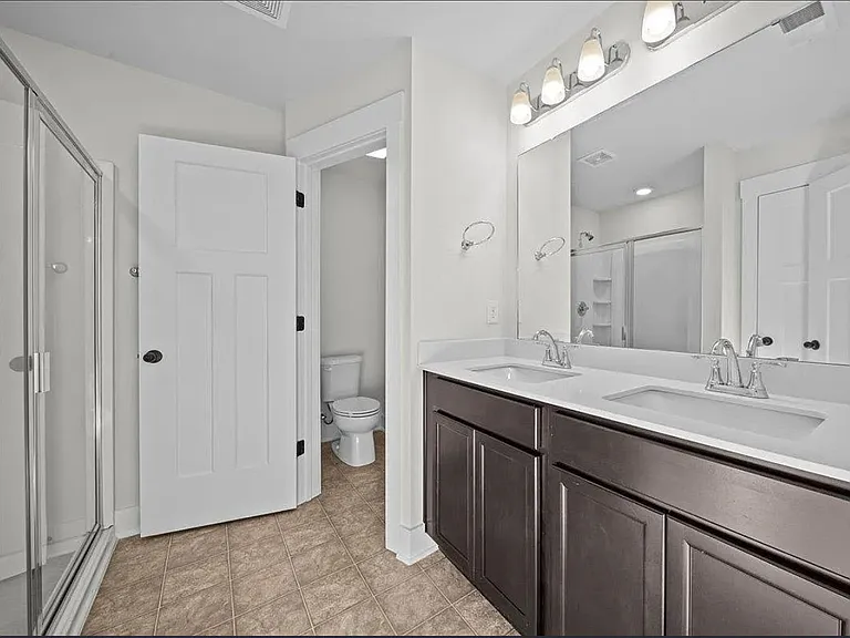 1085 Millison Pl — Photo 4
