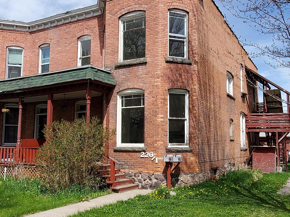 226 N. 3rd. St. W. #1 - Front (SW facing)