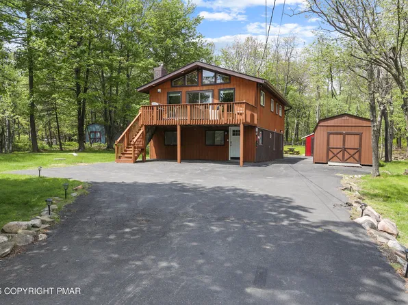 245 Ash Dr, Long Pond, PA 18334