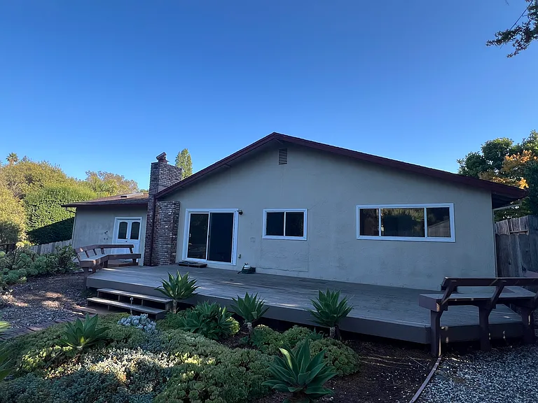 310 Alma Ln — Photo 41