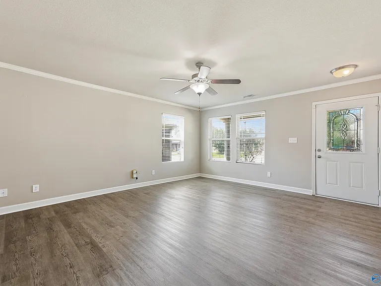 113 Pitts Griffin Dr — Photo 3