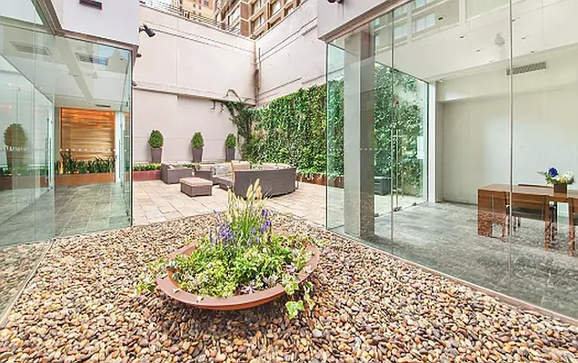 Rented by SERHANT. | media 3