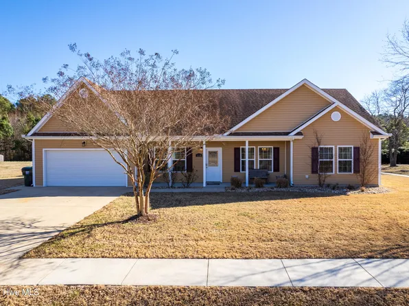 123 Laurel Woods Boulevard, Currituck, NC 27929