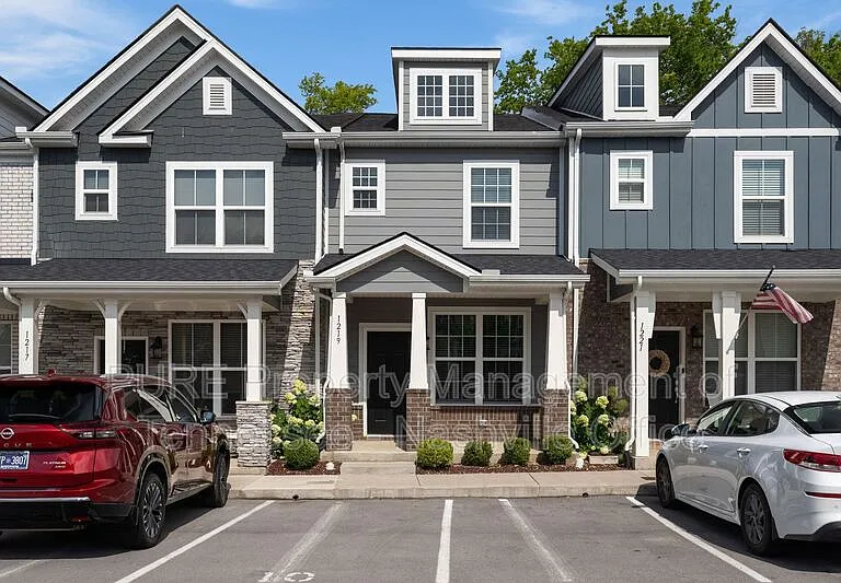 1219 Hope Village Way — Photo 3