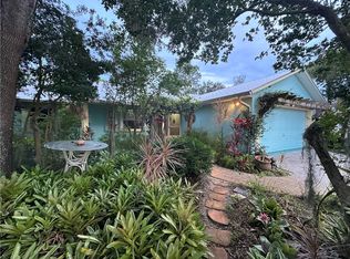 202 Joy Haven Dr, Sebastian, FL 32958