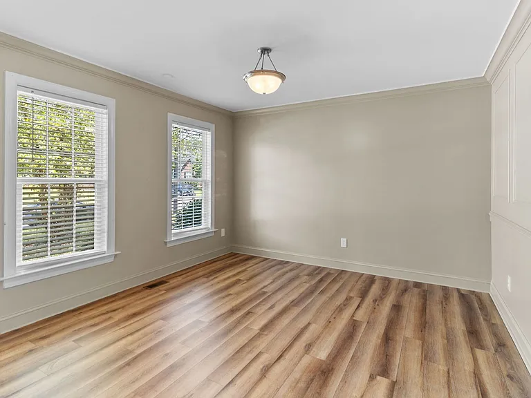 5802 Rainsford Dr — Photo 9